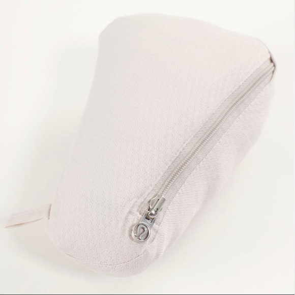 ⭐️ Lululemon Ride On Vest ⭐️ - Picture 3 of 14